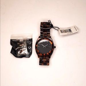 Nixon Ladies watch